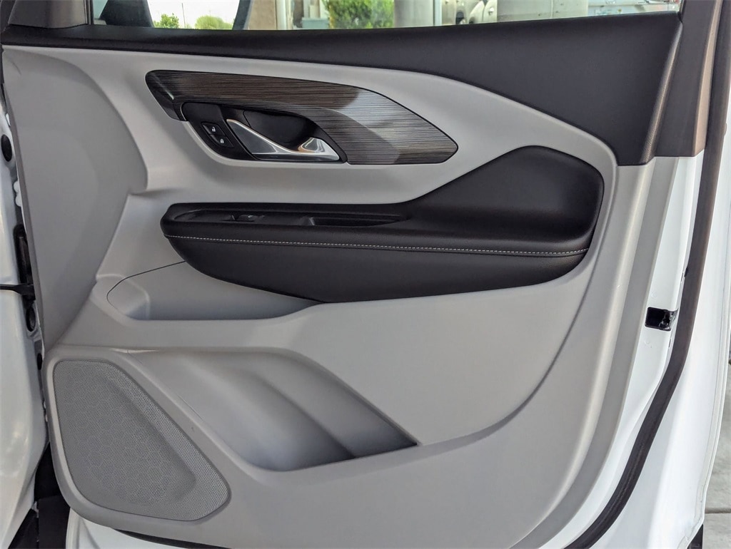 Thumbnail: 2024 GMC Terrain - 33