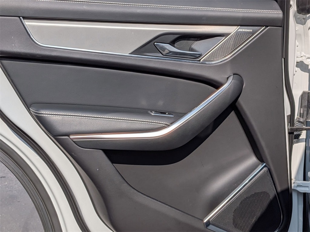 Thumbnail: 2024 Jaguar F-Pace - 25