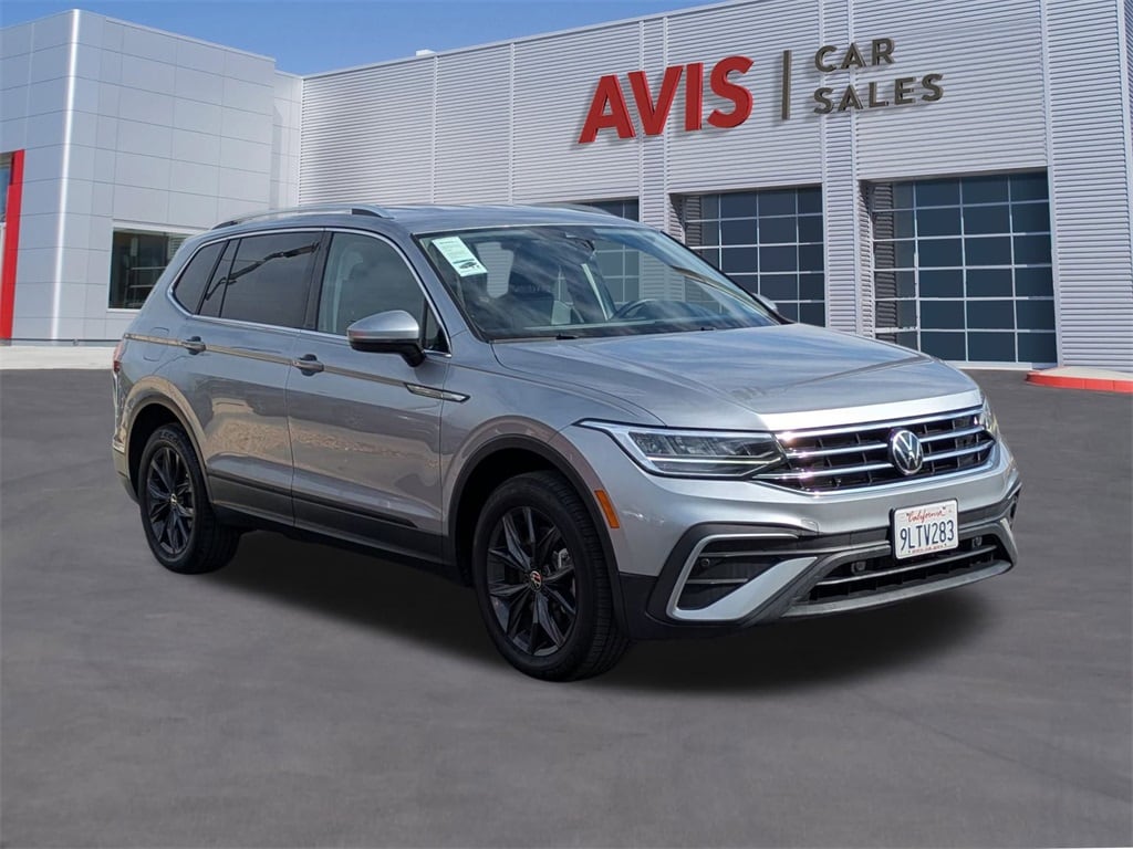 Thumbnail: 2024 Volkswagen Tiguan - 3