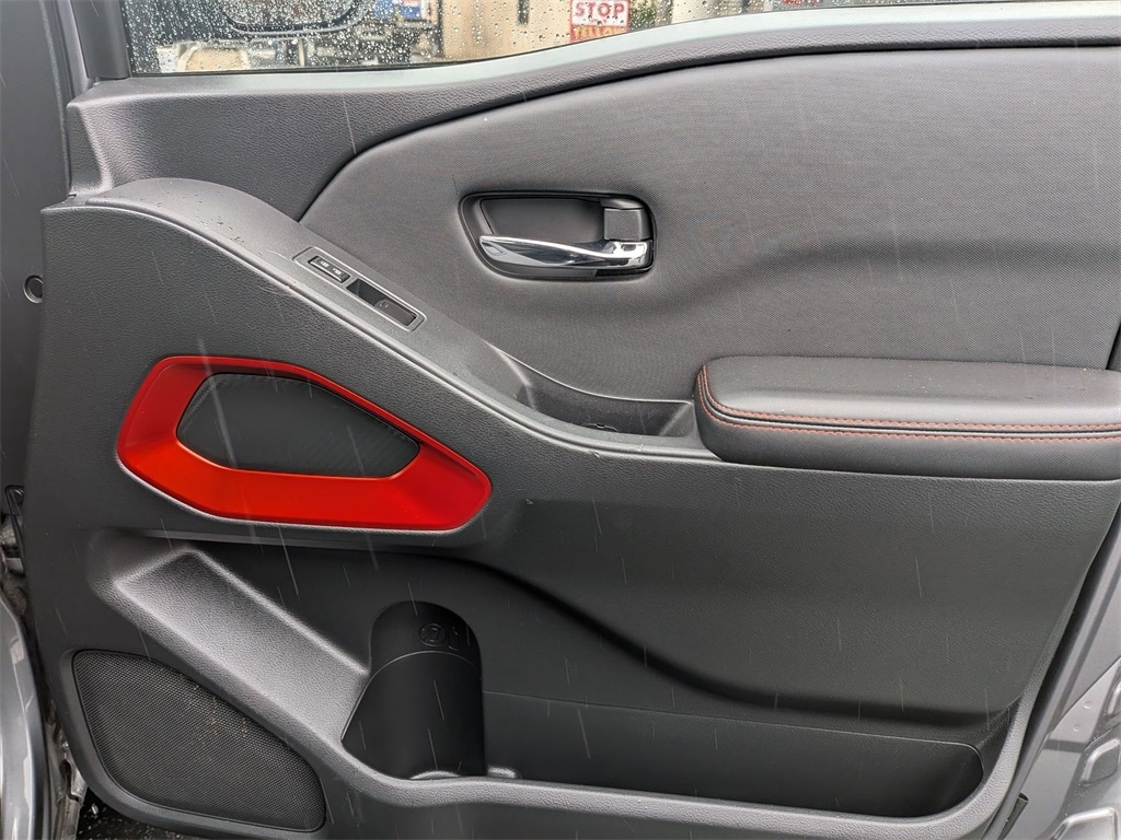 Thumbnail: 2024 Nissan Frontier - 31