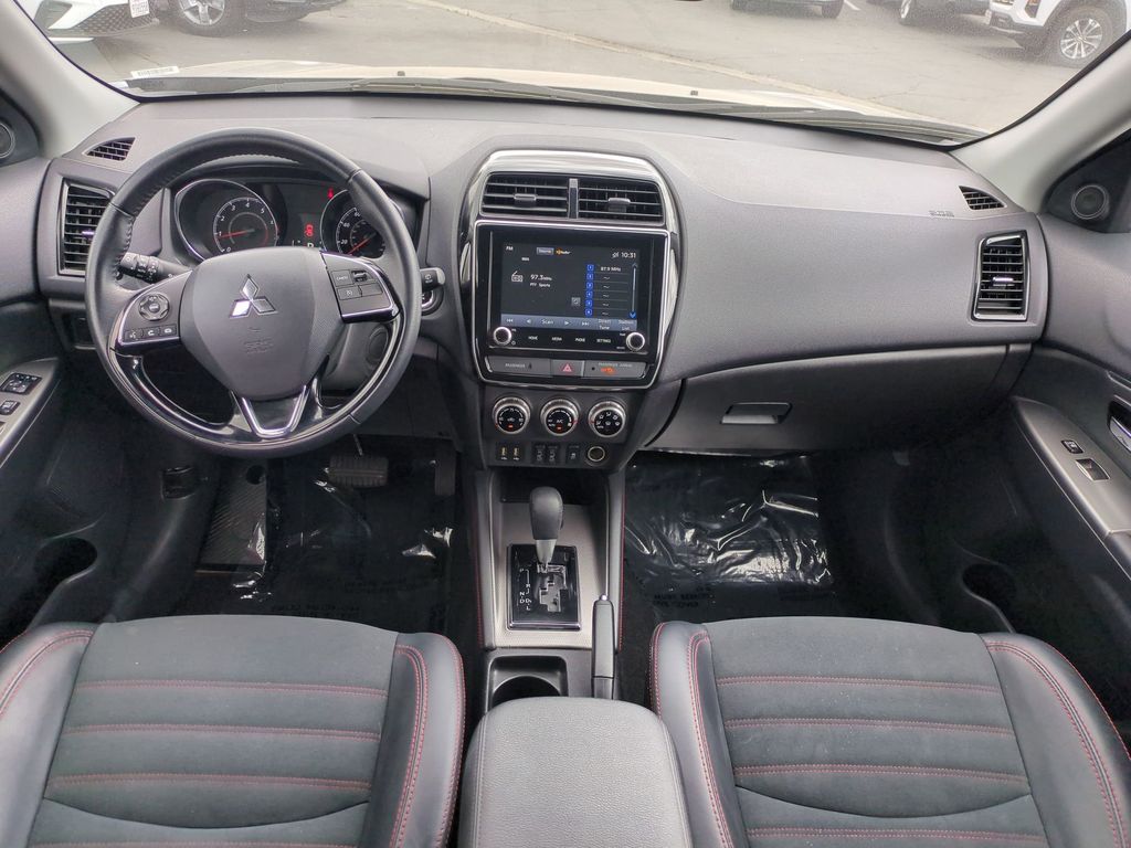 Thumbnail: 2025 Mitsubishi Outlander Sport - 24