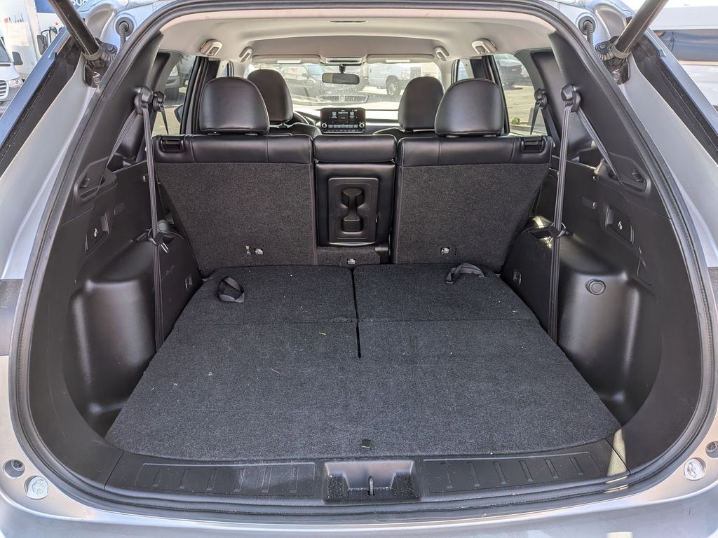 Thumbnail: 2024 Mitsubishi Outlander - 27