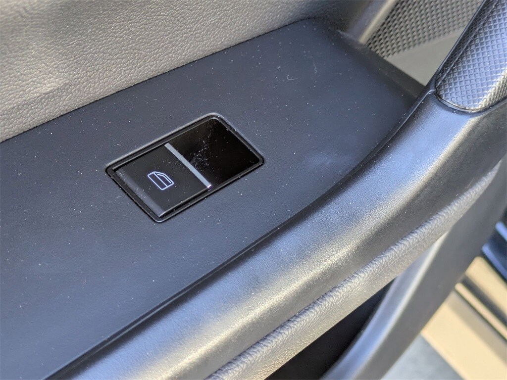 Thumbnail: 2025 Mazda CX-50 - 28