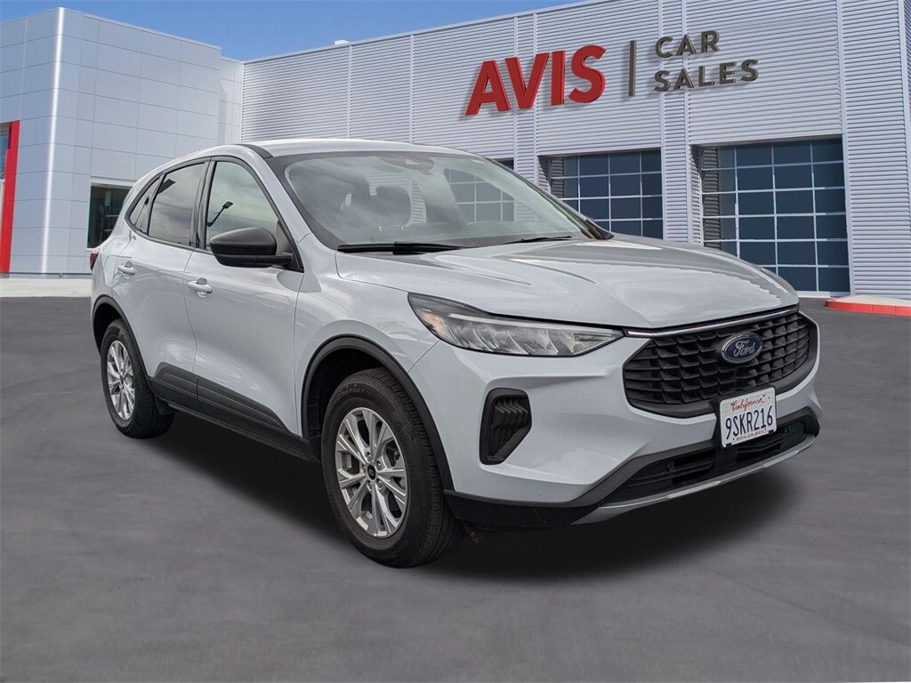 2025 Ford Escape Active photo 3