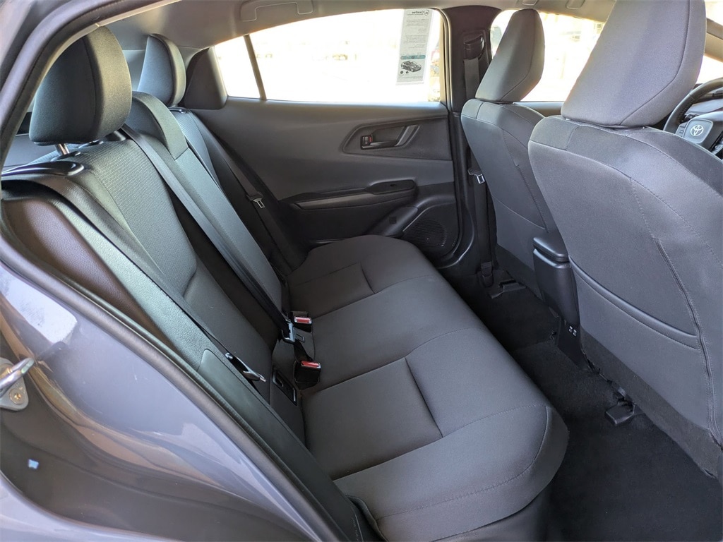 Thumbnail: 2025 Toyota Prius - 31