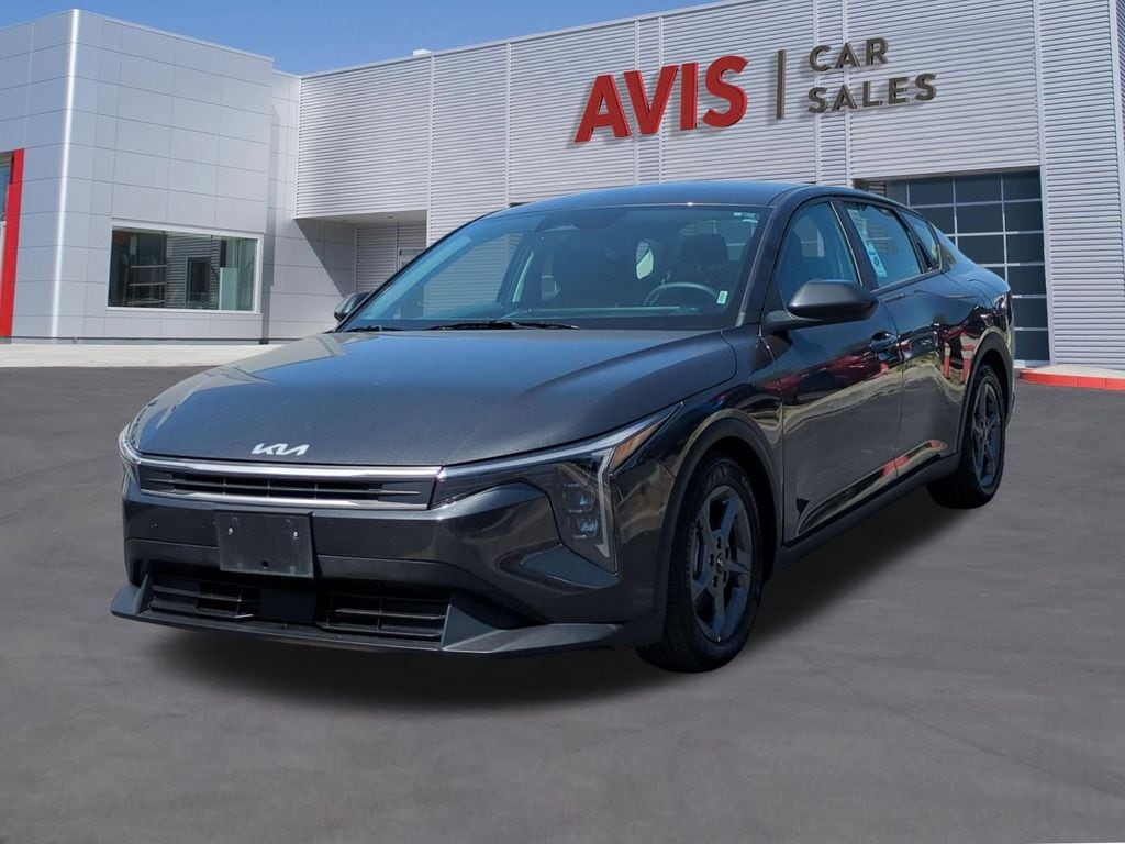 2025 Kia K4 LXS AT's photo