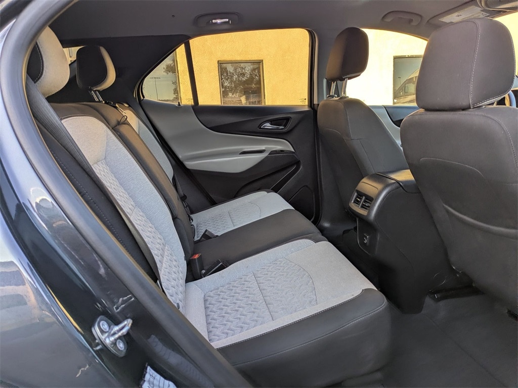 Thumbnail: 2023 Chevrolet Equinox - 32