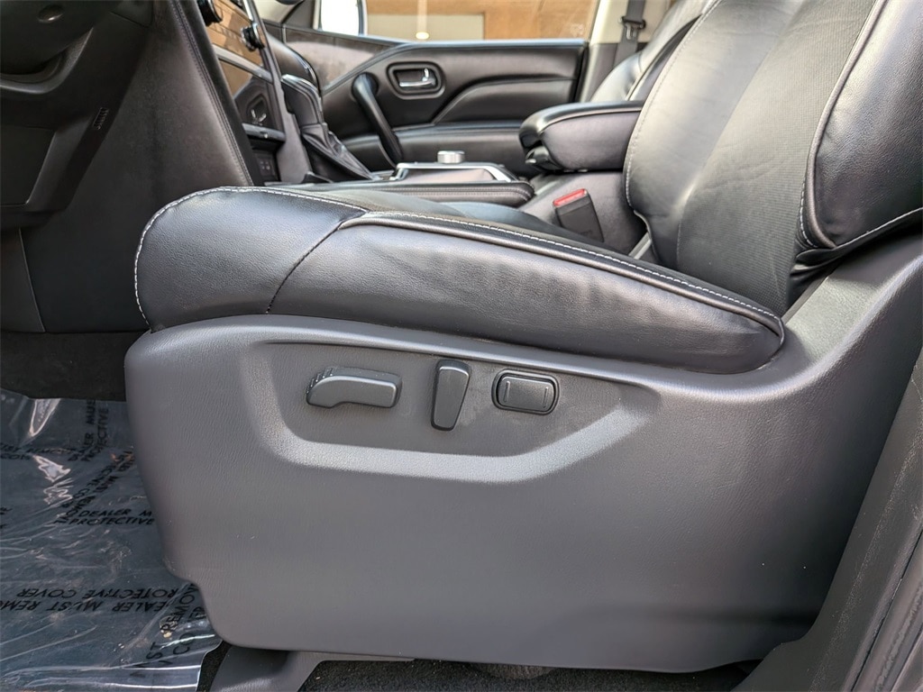 Thumbnail: 2024 INFINITI QX80 - 16