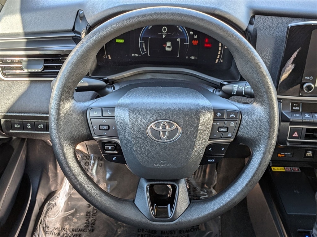 Thumbnail: 2025 Toyota Camry - 16