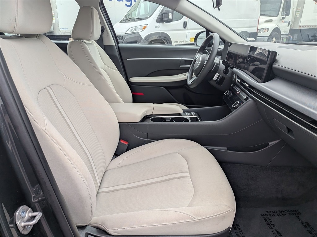 Thumbnail: 2025 Hyundai Sonata - 29