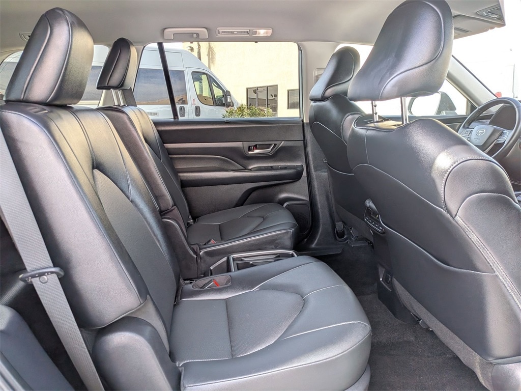 Thumbnail: 2025 Toyota Grand Highlander - 29