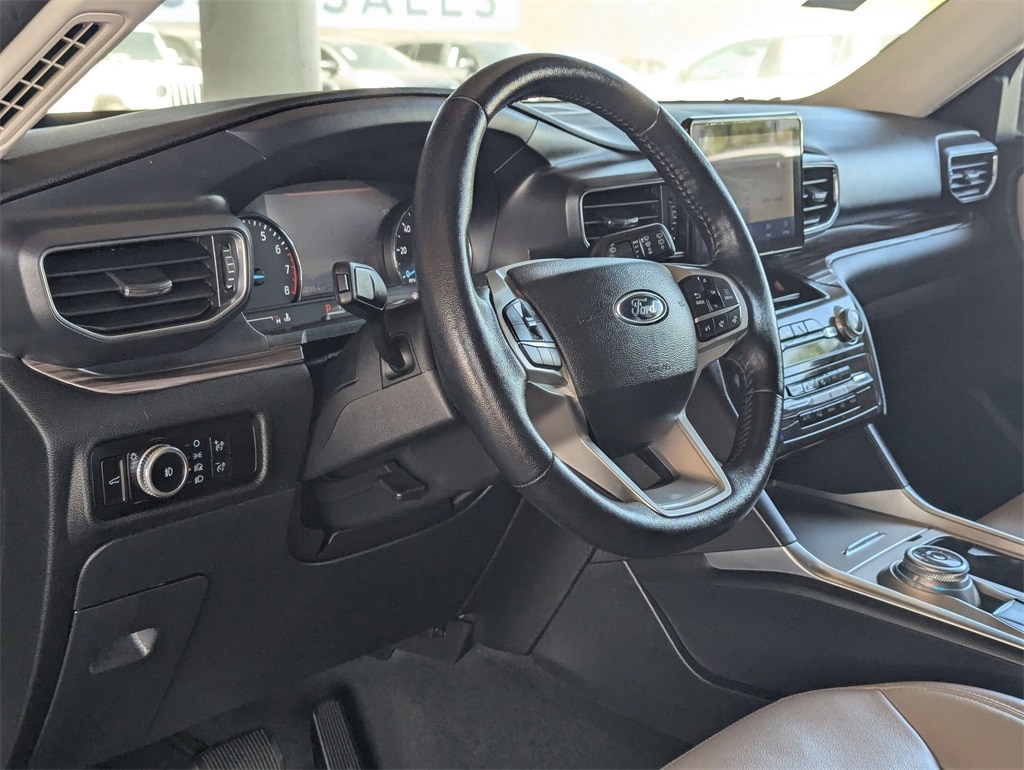 Thumbnail: 2023 Ford Explorer - 15
