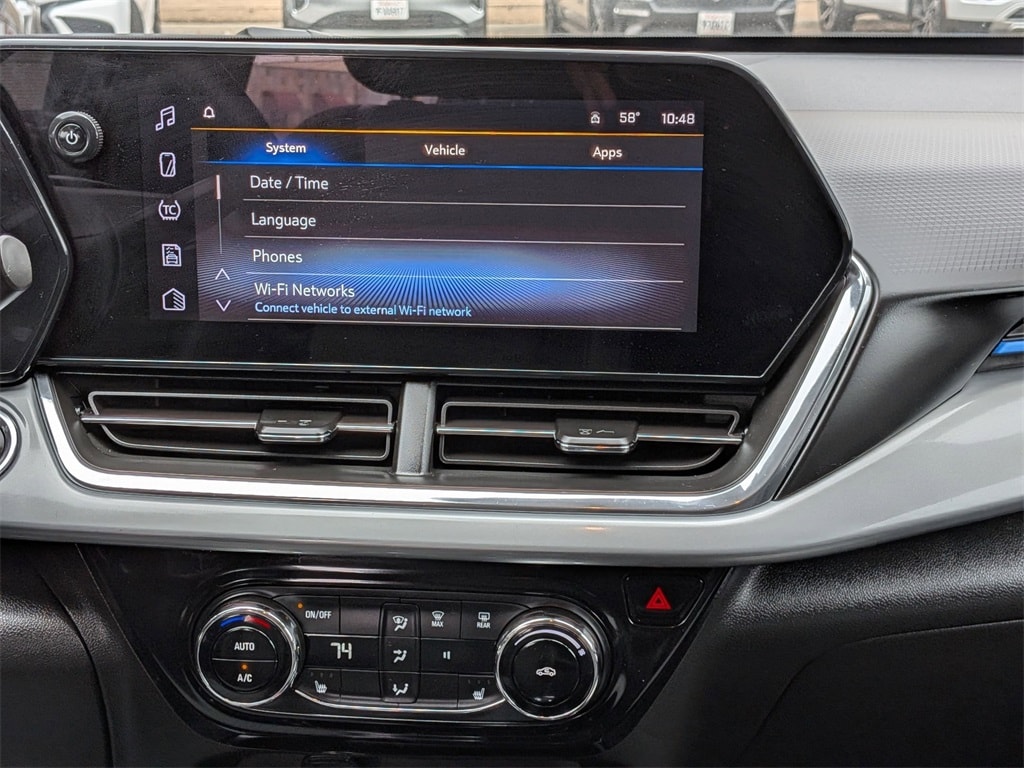 Thumbnail: 2025 Chevrolet Trax - 19