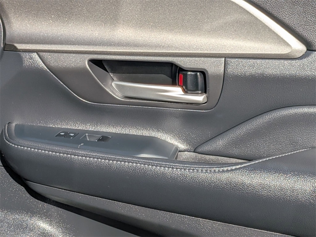 Thumbnail: 2025 Toyota Grand Highlander - 33