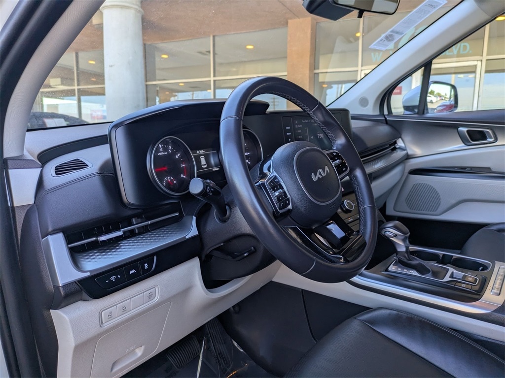 Thumbnail: 2024 Kia Carnival - 15