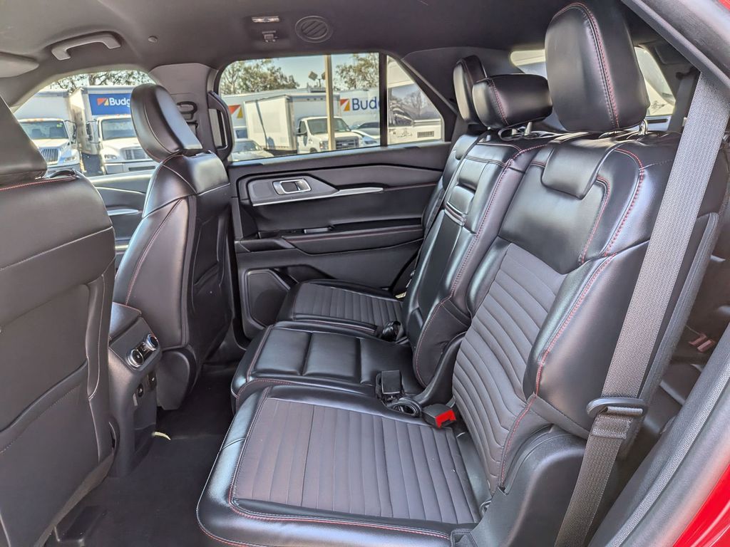 Thumbnail: 2025 Ford Explorer - 27