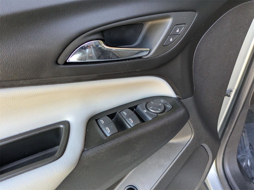 Thumbnail: 2024 Chevrolet Equinox - 13