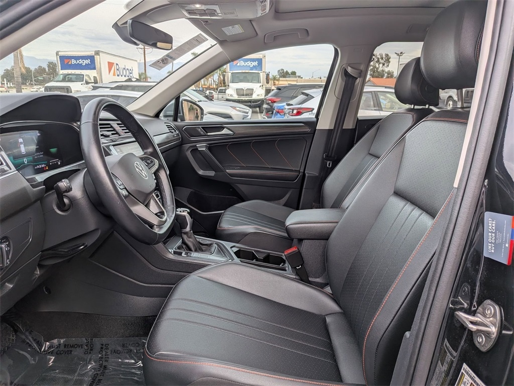 Thumbnail: 2024 Volkswagen Tiguan - 15