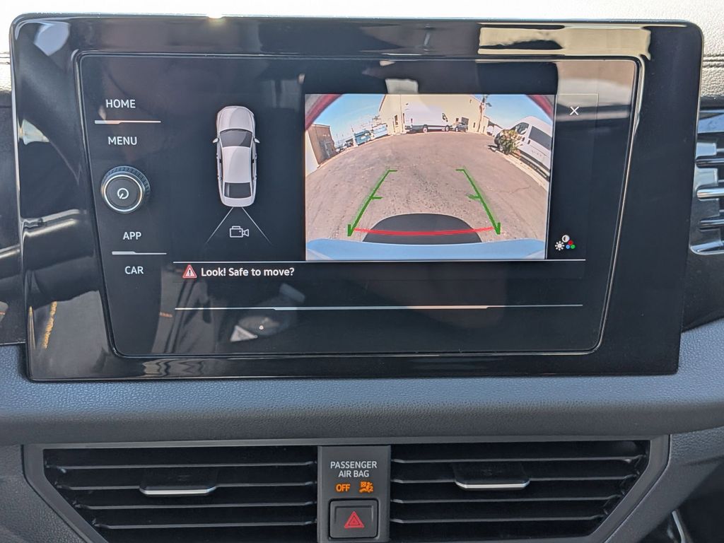 Thumbnail: 2025 Volkswagen Jetta - 17