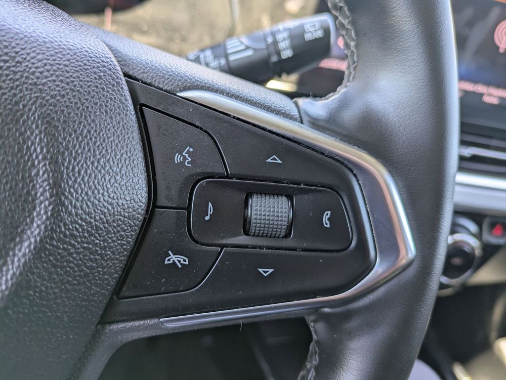 Thumbnail: 2025 Chevrolet Trax - 22