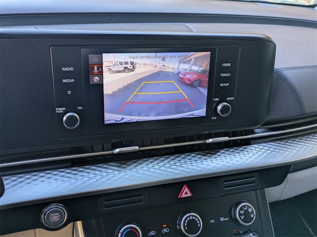 Thumbnail: 2024 Kia Carnival - 18