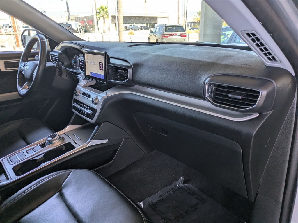 Thumbnail: 2023 Ford Explorer - 33