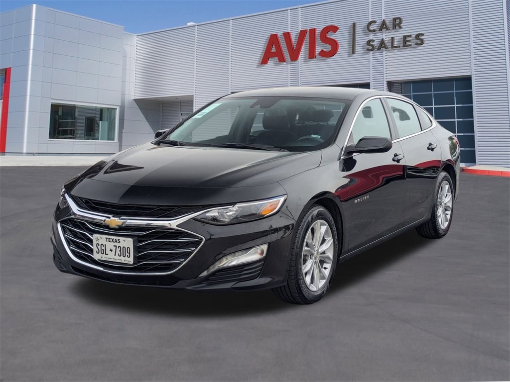 2023 Chevrolet Malibu LT Hero Image