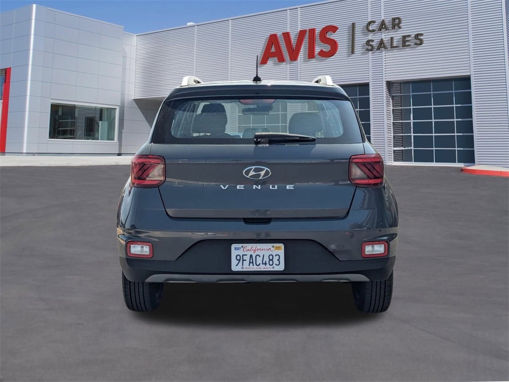 Thumbnail: 2023 Hyundai Venue - 7
