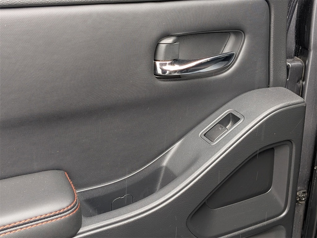 Thumbnail: 2024 Nissan Frontier - 26