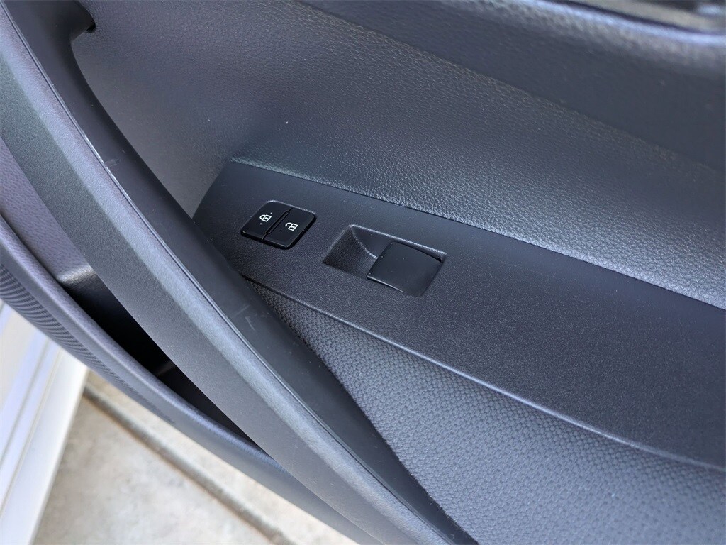 Thumbnail: 2024 Toyota Corolla - 36