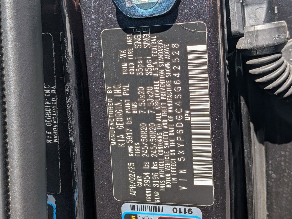 Thumbnail: 2025 Kia Telluride - 31