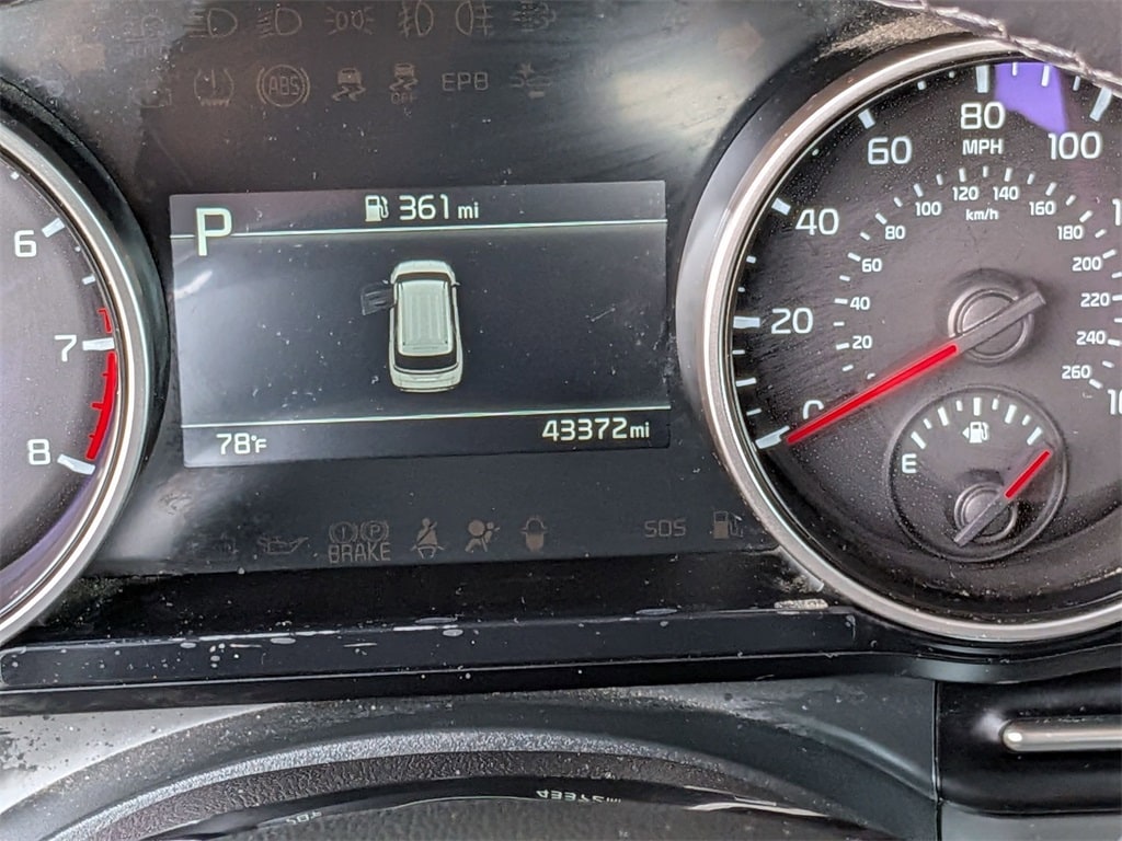 Thumbnail: 2024 Kia Carnival - 16