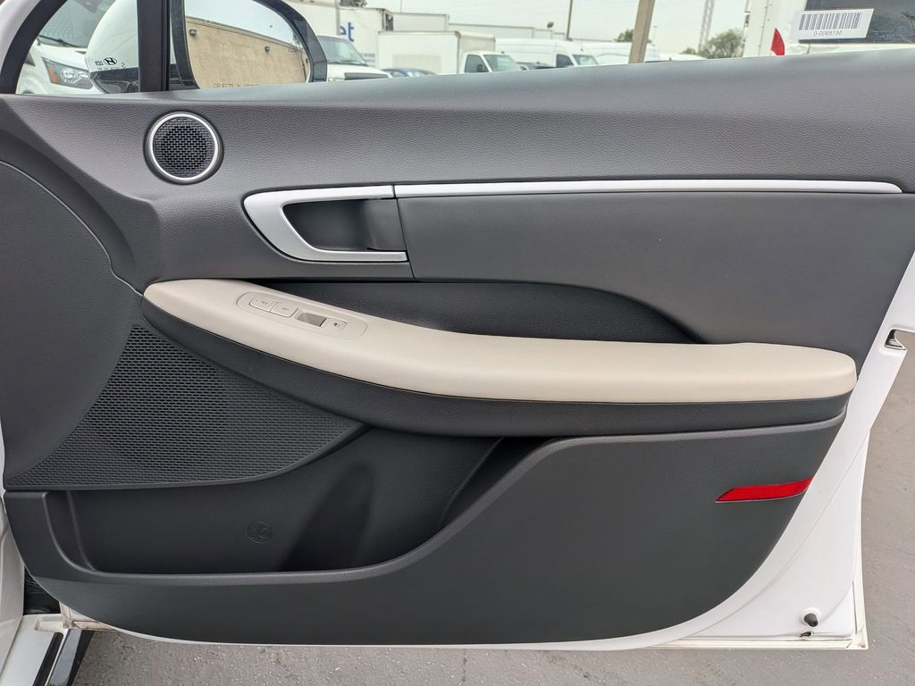 Thumbnail: 2025 Hyundai Sonata - 30