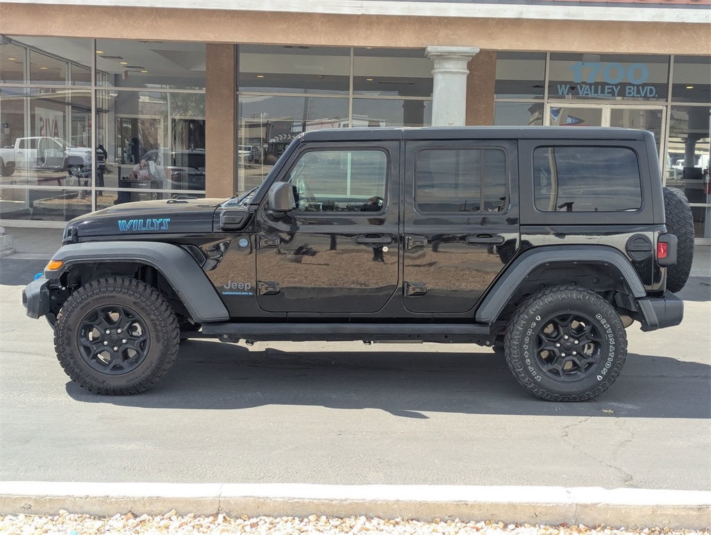 Thumbnail: 2023 Jeep Wrangler - 10