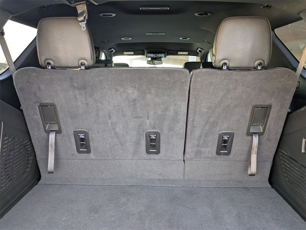 Thumbnail: 2024 Chevrolet Tahoe - 31