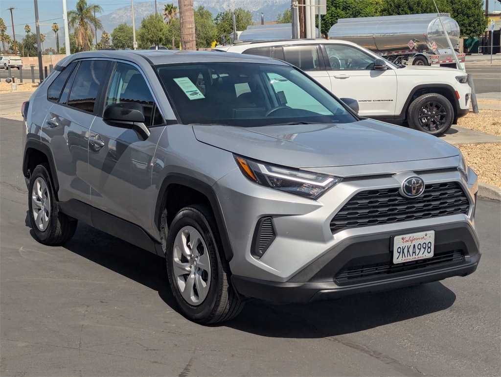 Thumbnail: 2024 Toyota RAV4 - 3