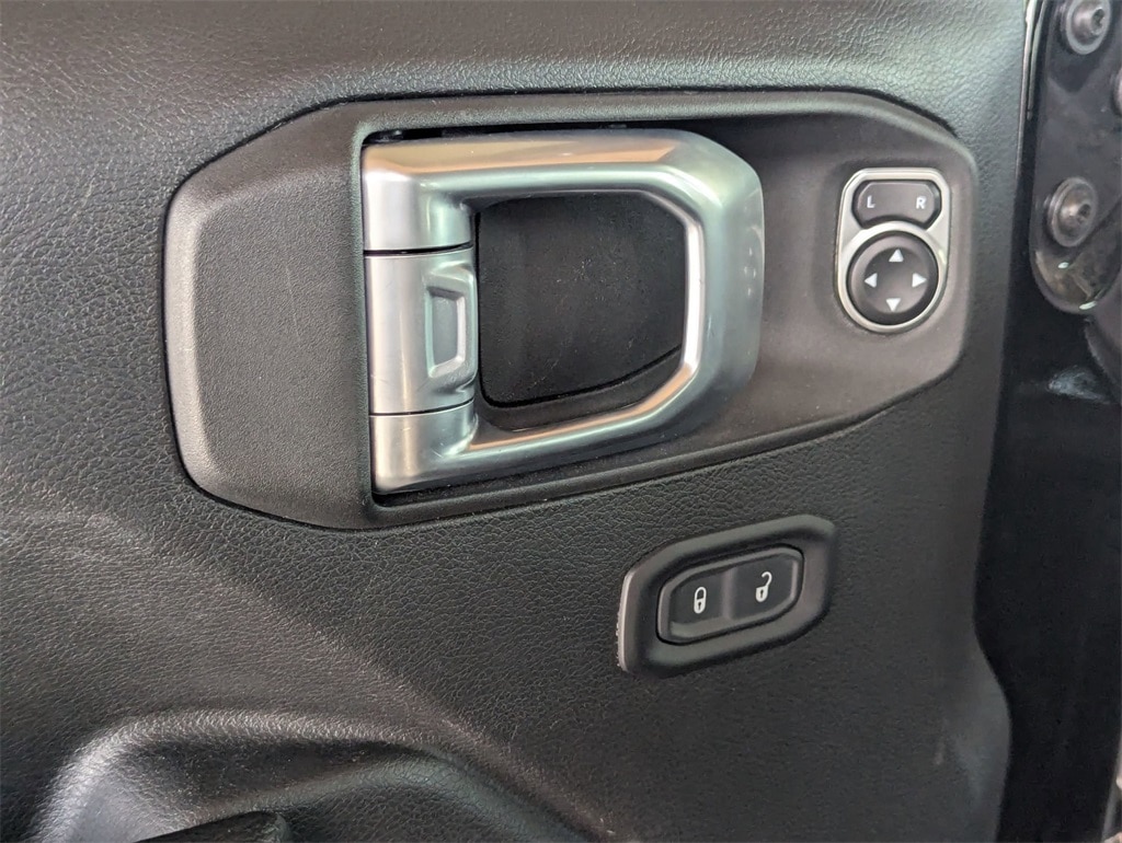 Thumbnail: 2023 Jeep Wrangler - 13