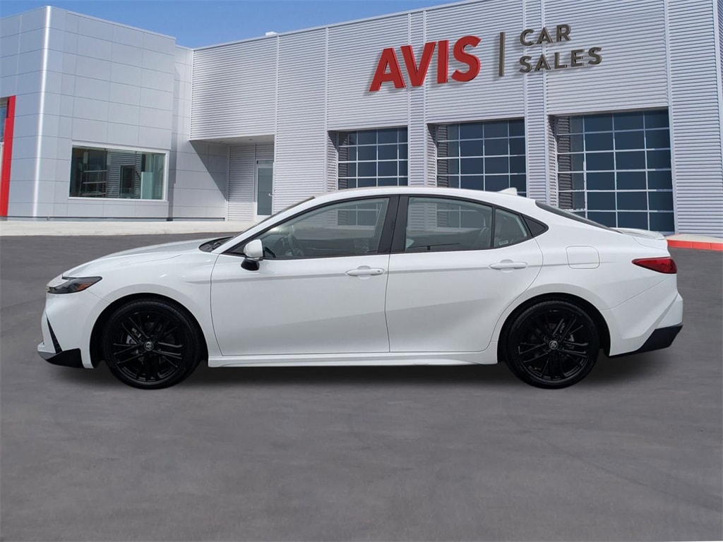 Thumbnail: 2025 Toyota Camry - 10