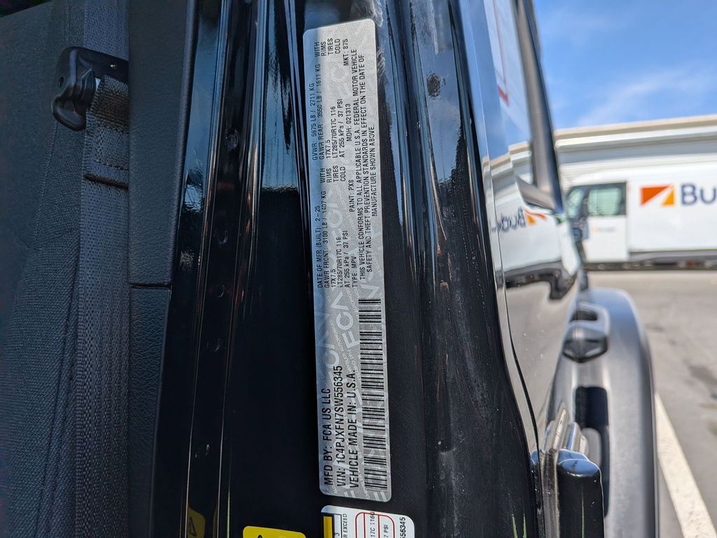 Thumbnail: 2025 Jeep Wrangler - 35