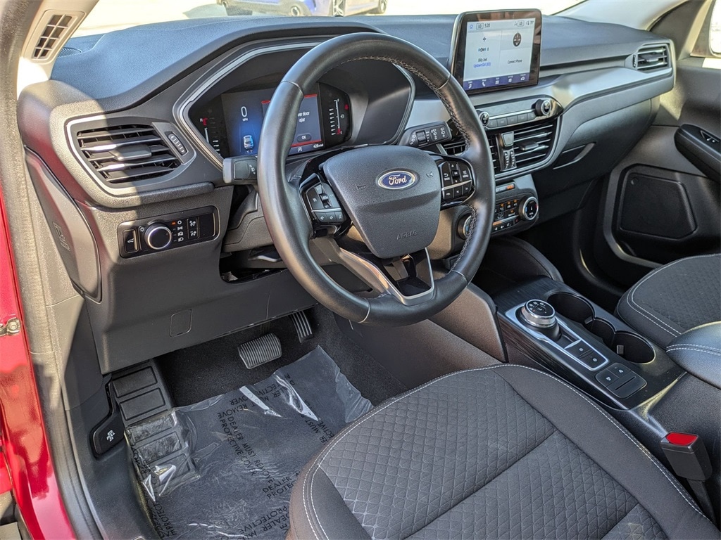 Thumbnail: 2023 Ford Escape - 14