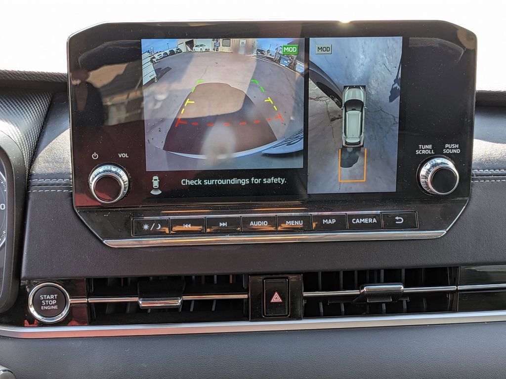 Thumbnail: 2024 Mitsubishi Outlander - 18