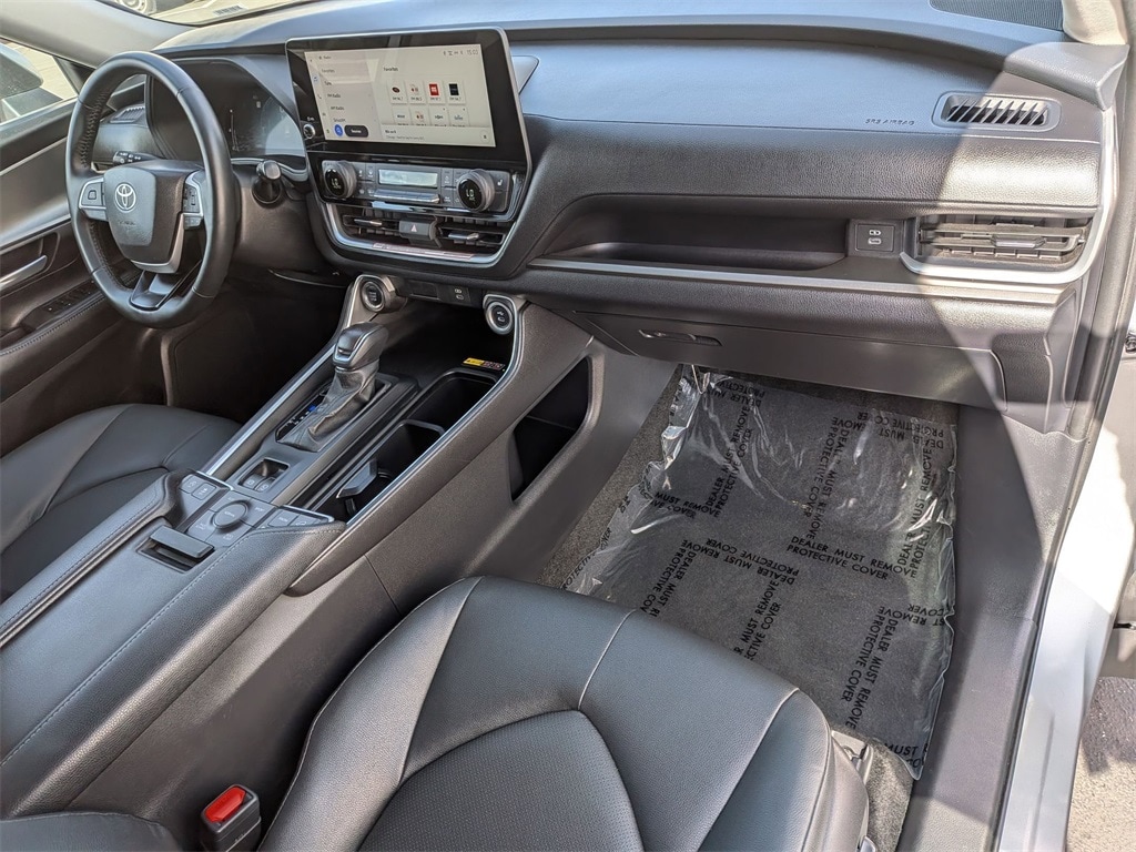 Thumbnail: 2025 Toyota Grand Highlander - 31