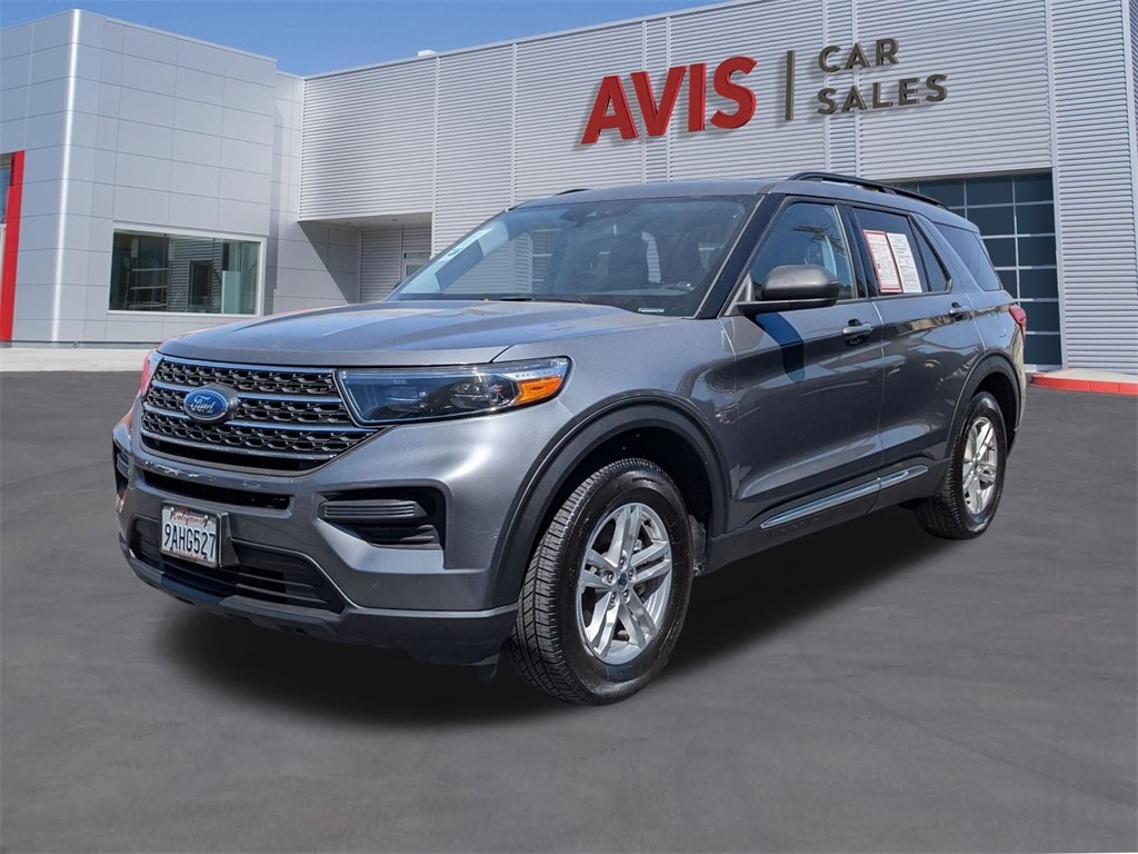 2022 Ford Explorer XLT Hero Image