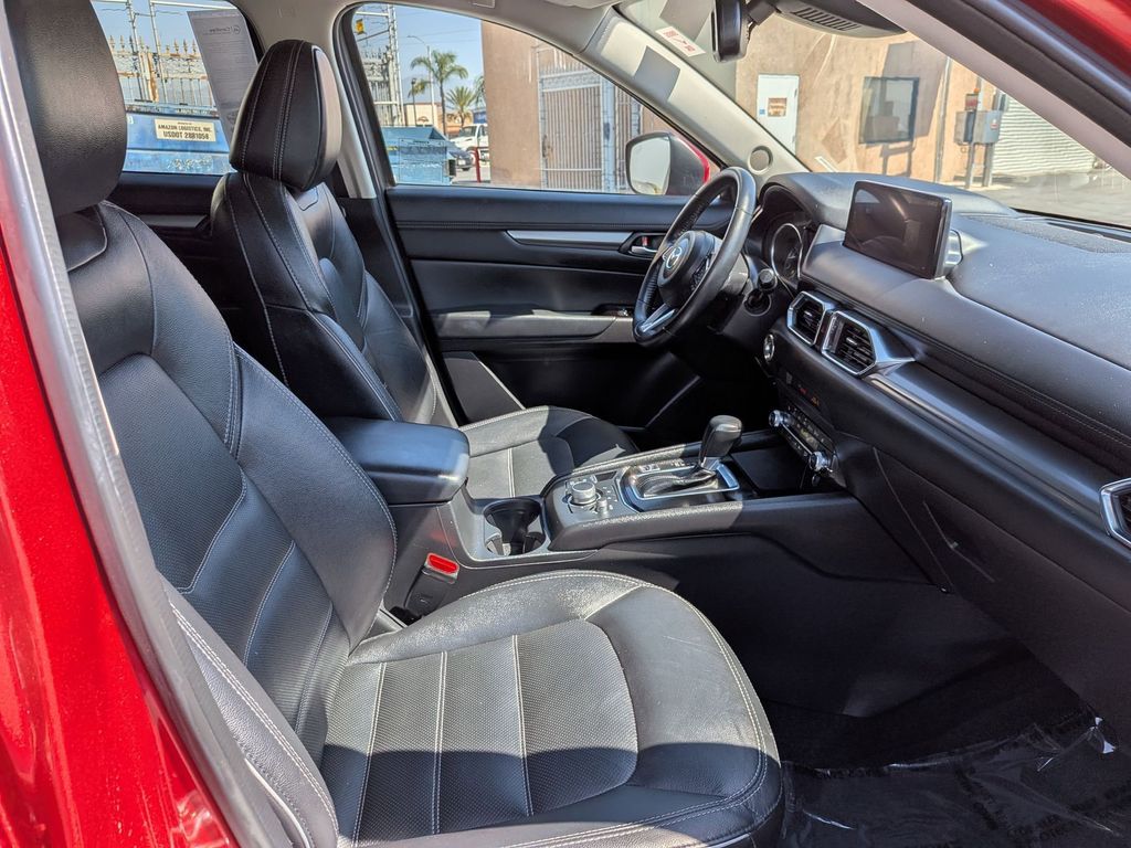 Thumbnail: 2025 Mazda CX-5 - 31