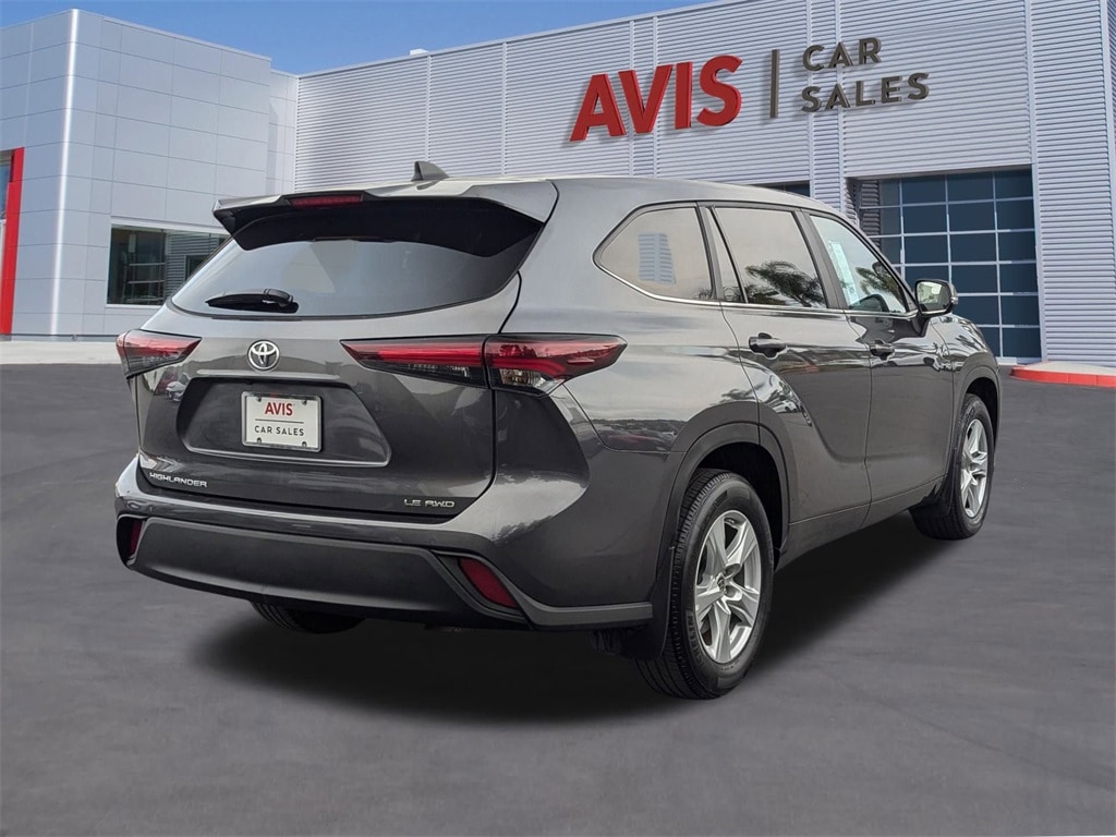 Thumbnail: 2024 Toyota Highlander - 6