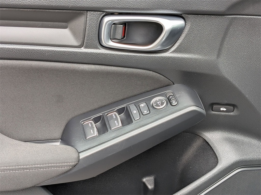 Thumbnail: 2025 Honda Civic - 13