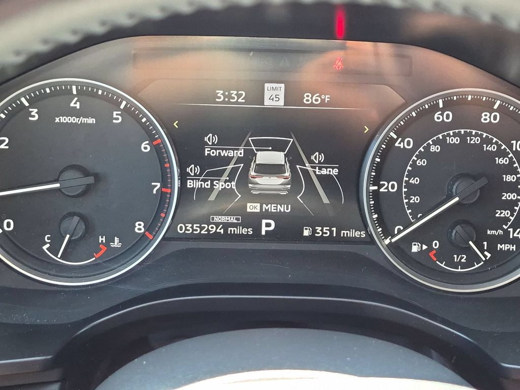 Thumbnail: 2025 Mitsubishi Outlander - 16