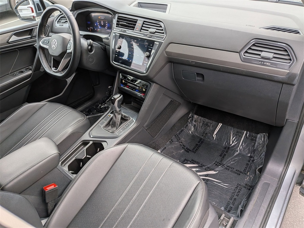 Thumbnail: 2024 Volkswagen Tiguan - 32