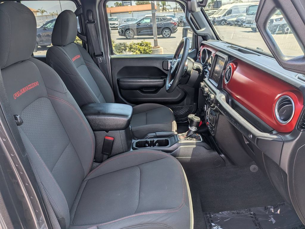 2023 Jeep Wrangler 4-Door Rubicon - Photo 30