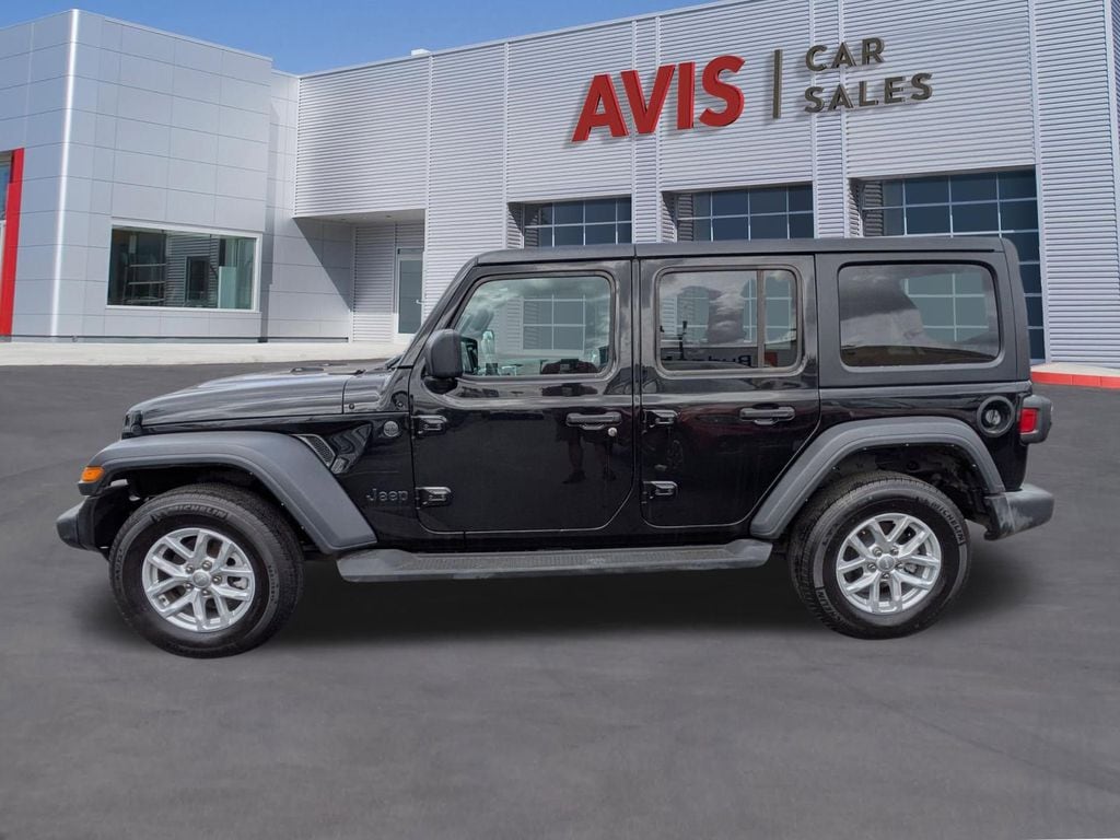 Thumbnail: 2023 Jeep Wrangler - 10